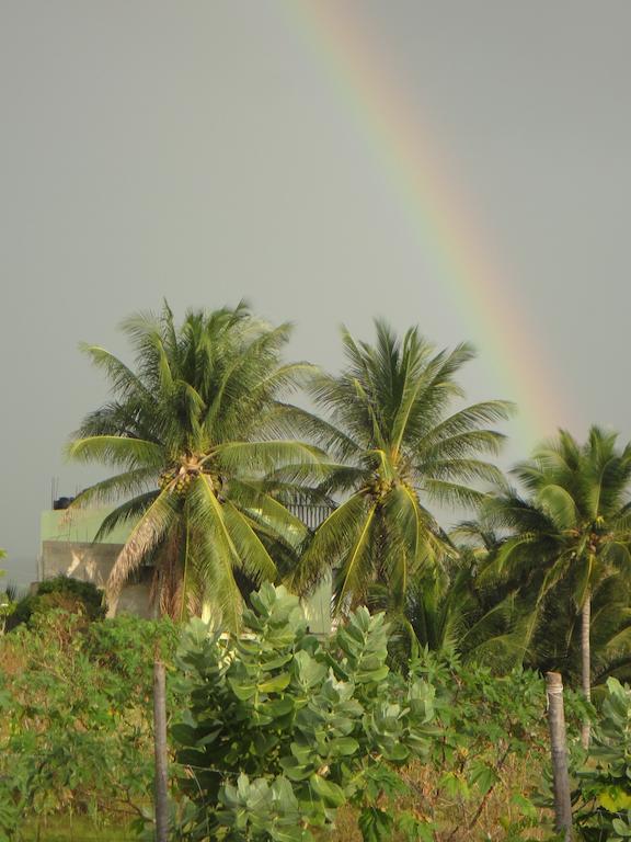 KuDehya Guesthouse Treasure Beach Exterior foto